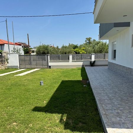 פראליה דיוניסיו Adoniss Apartmentss מראה חיצוני תמונה