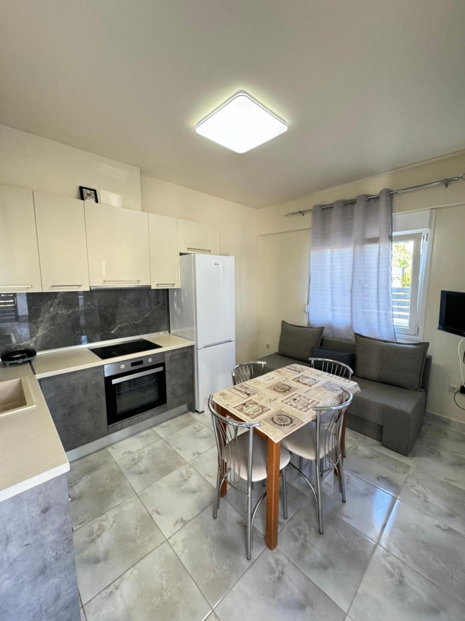 פראליה דיוניסיו Adoniss Apartmentss מראה חיצוני תמונה