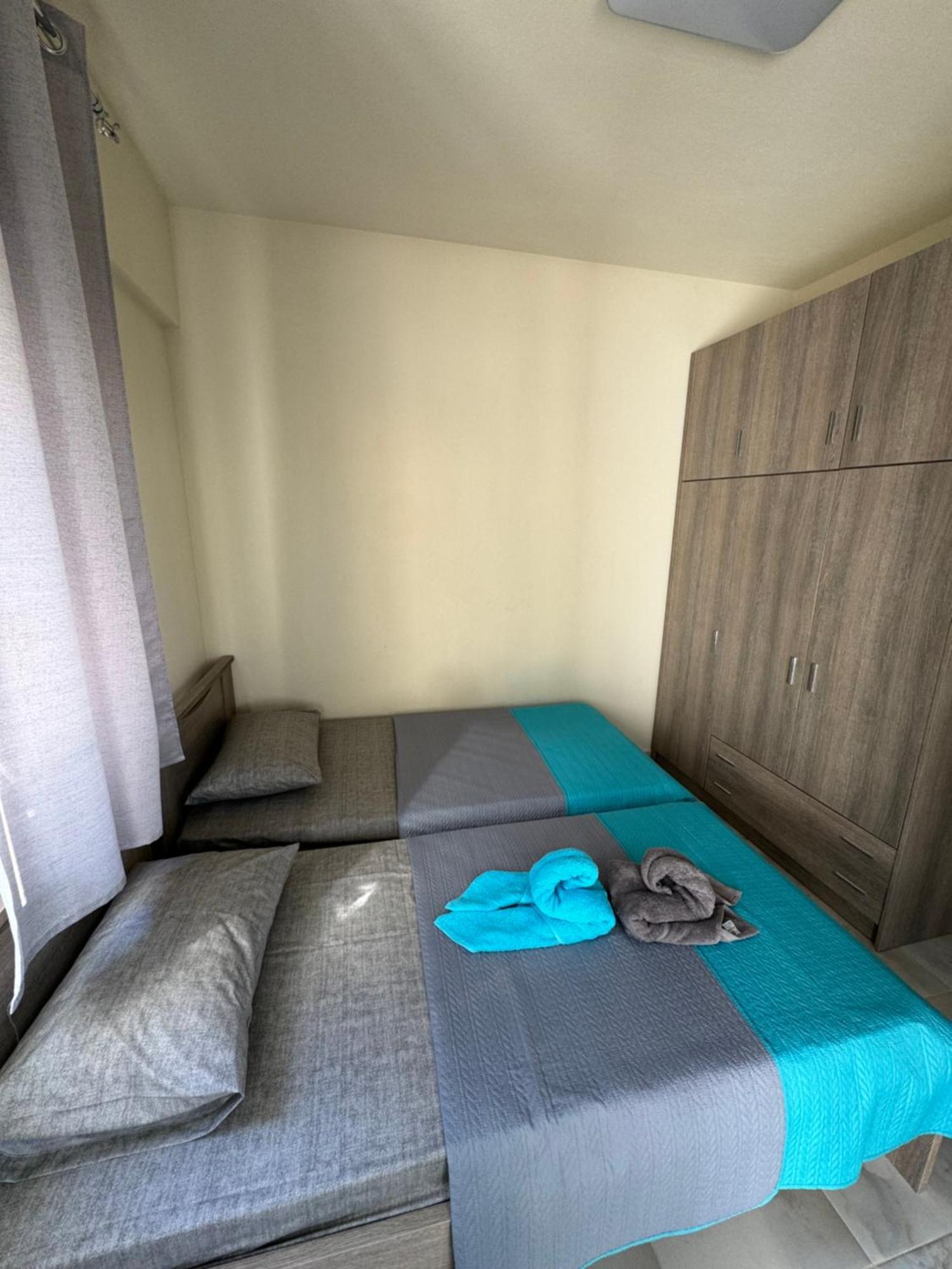פראליה דיוניסיו Adoniss Apartmentss מראה חיצוני תמונה
